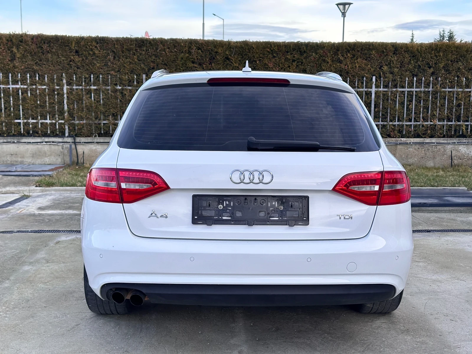 Audi A4 2.0d 177кс - изображение 6