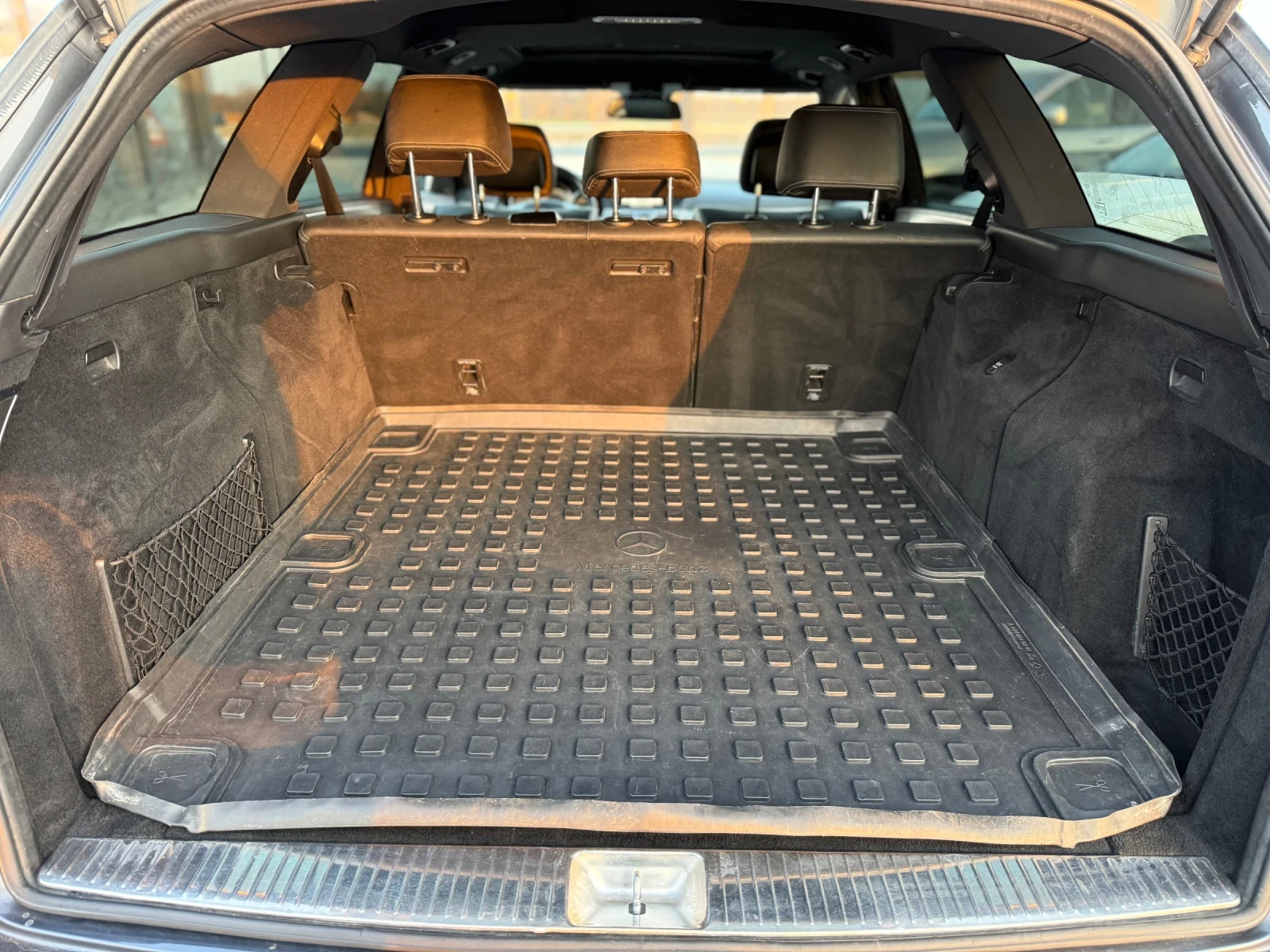 Mercedes-Benz E 350 * 2015г* FACE* 9G* AMG* Топ Състояние* Full Max* , снимка 11 - Автомобили и джипове - 53866716