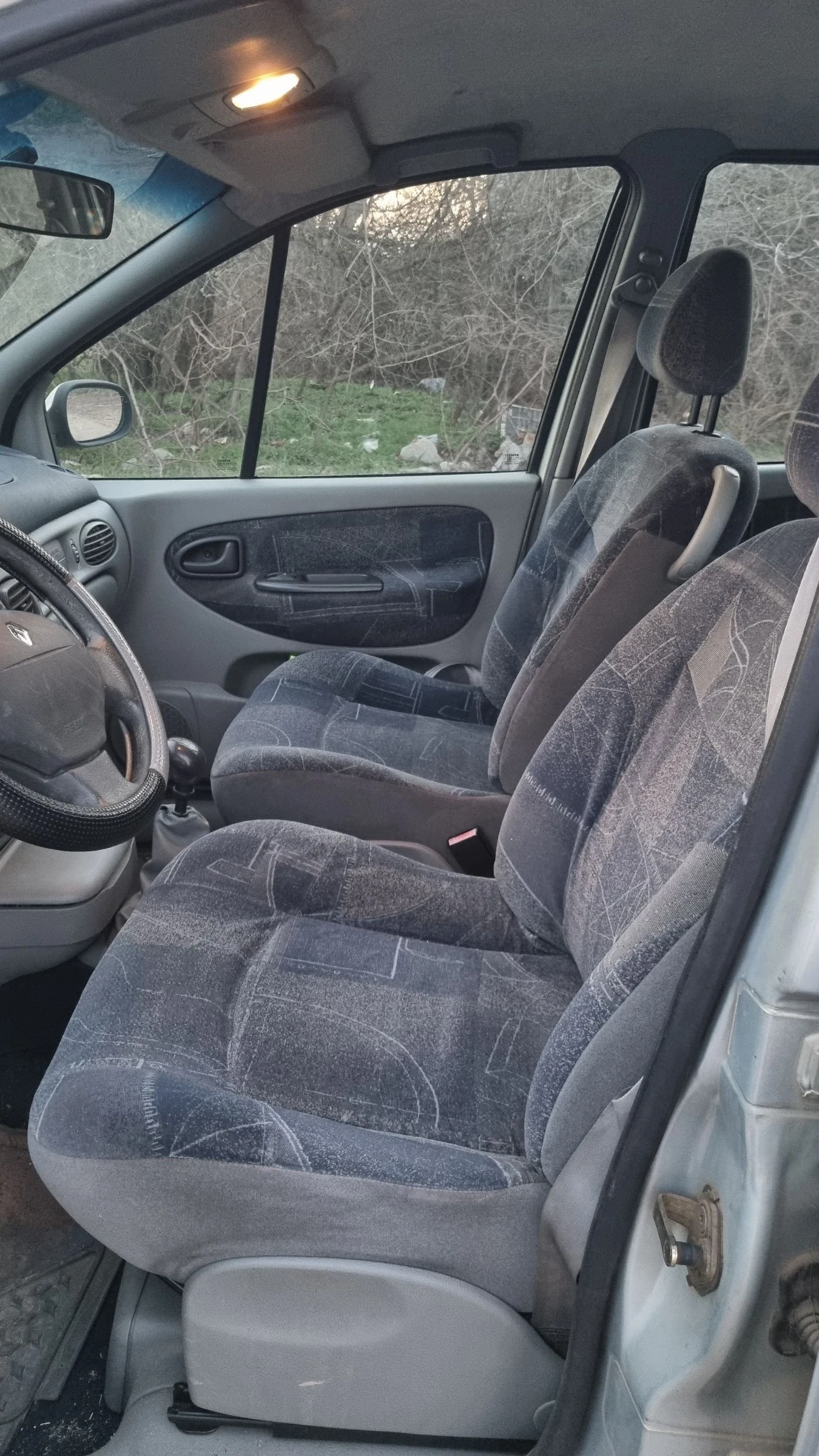 Renault Scenic, снимка 7 - Автомобили и джипове - 53893863