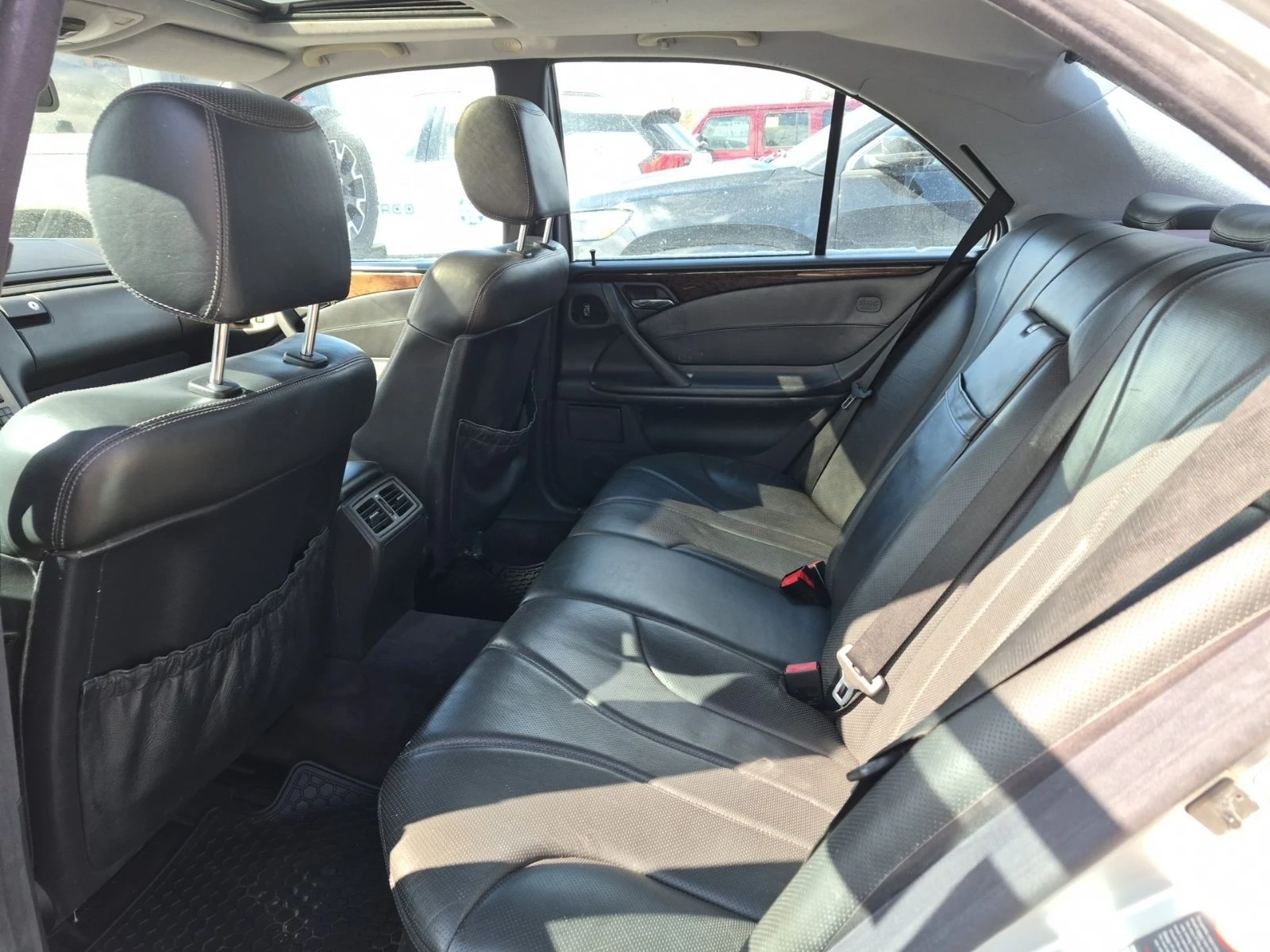 Mercedes-Benz E 55 AMG АВТО КРЕДИТ, снимка 12 - Автомобили и джипове - 53947818