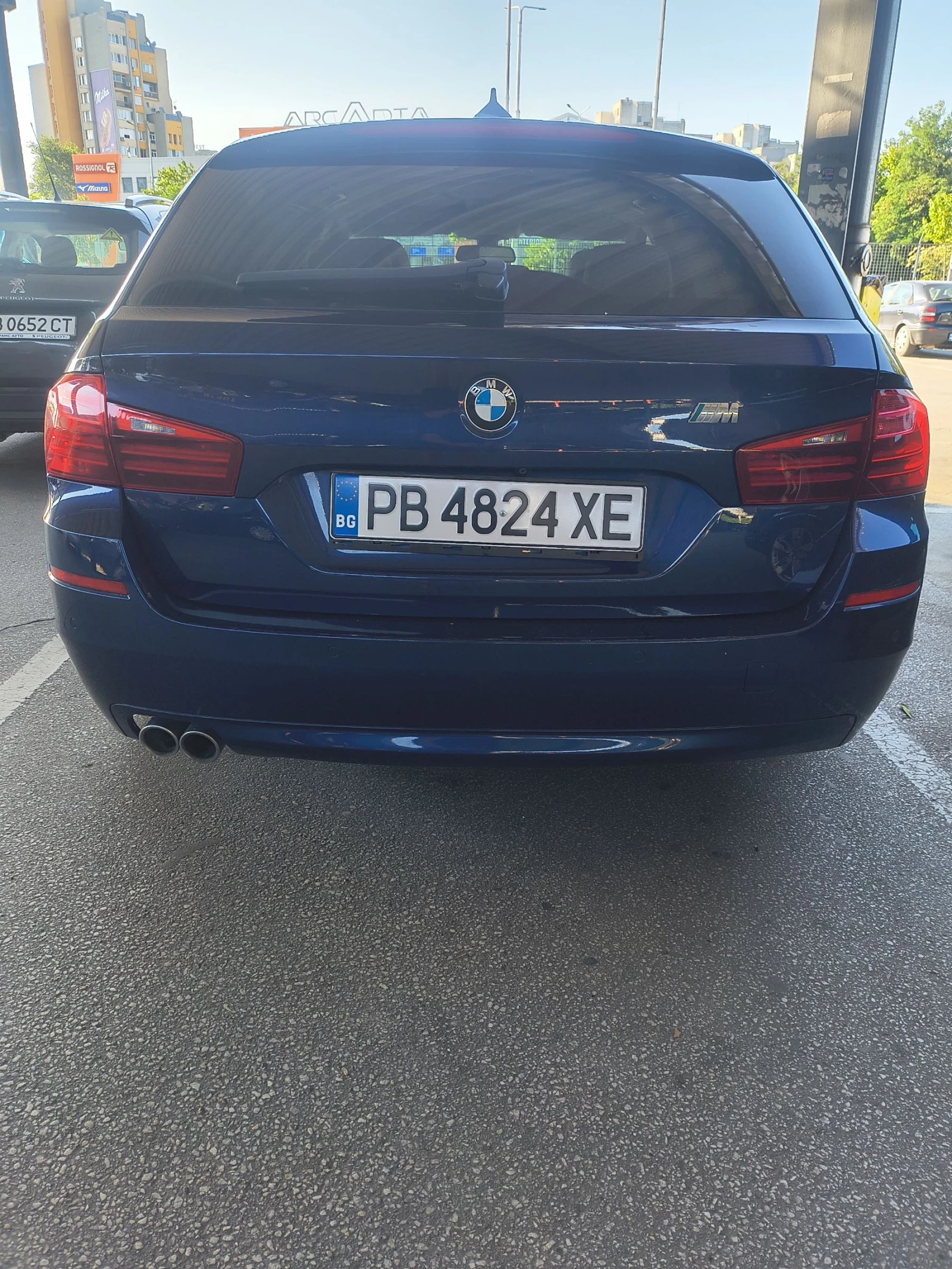 BMW 530 XDrive! ТОП! Keyless! Камера! , снимка 15 - Автомобили и джипове - 54984009