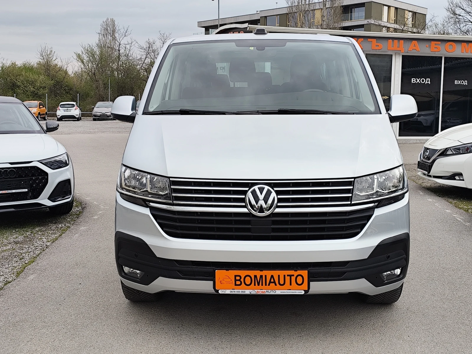 VW Multivan CARAVELLE* 2.0TDi* 9 MECTA* NAVI* EURO6D* , снимка 2 - Автомобили и джипове - 54213623