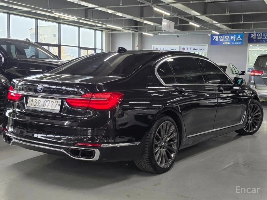 BMW 750, снимка 2 - Автомобили и джипове - 54626974