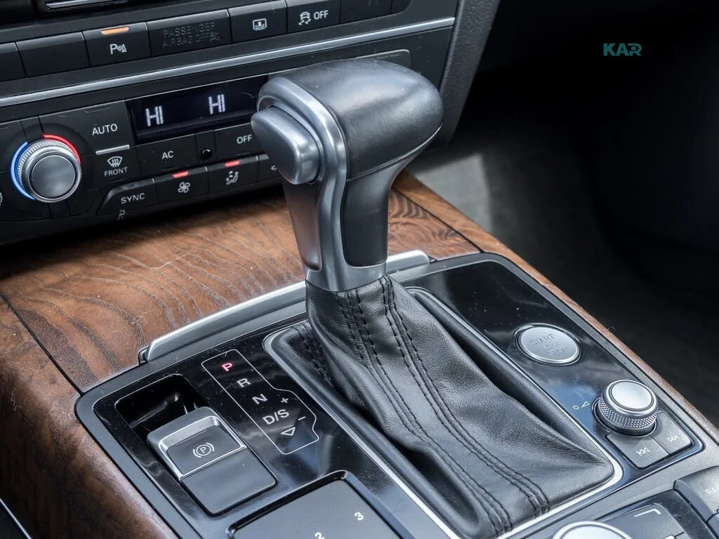 Audi A6 3.0T* quattroАвтоКредит* (ЦЕНА ДО БГ)* , снимка 15 - Автомобили и джипове - 54781602