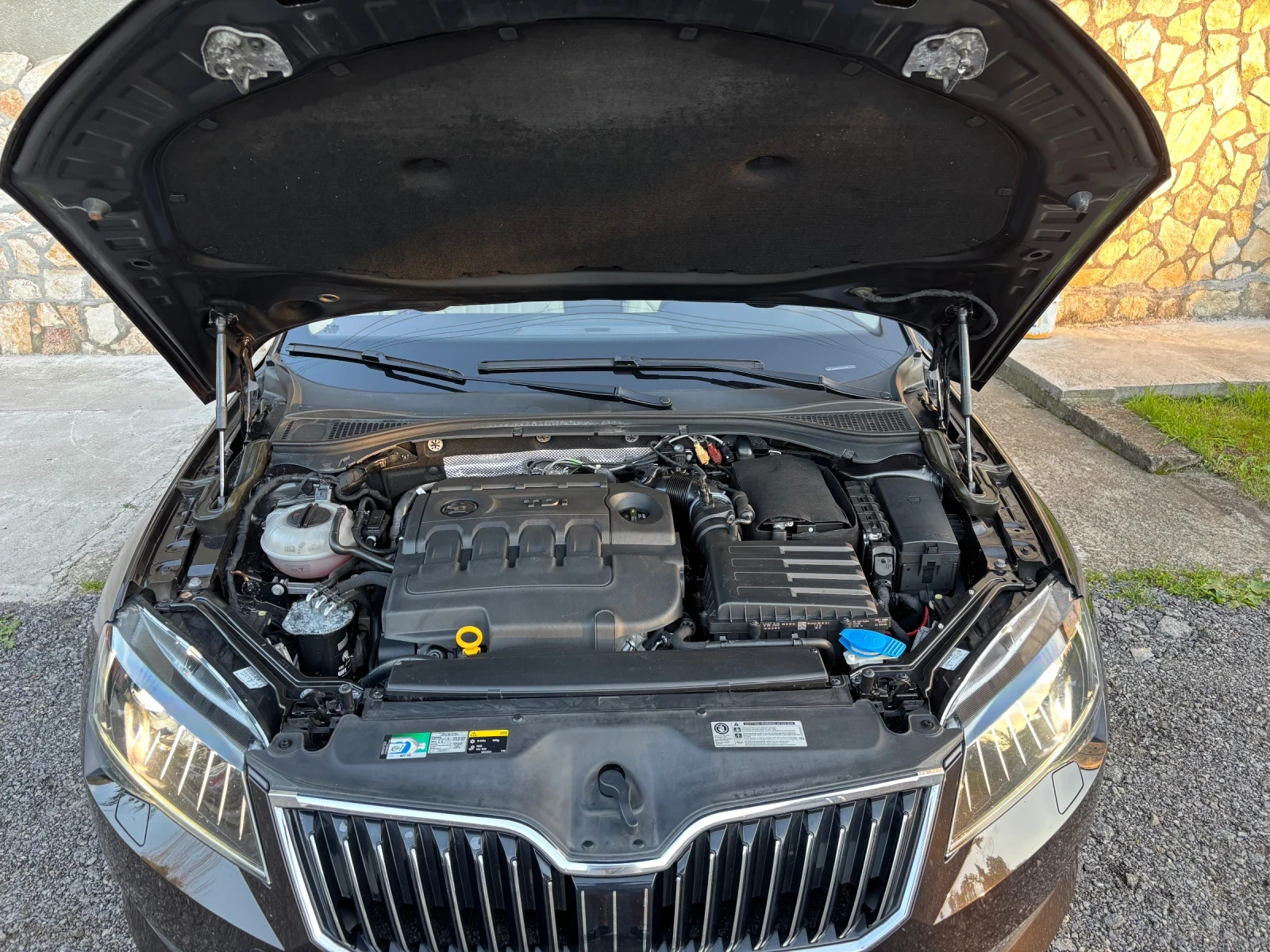 Skoda Superb 2.0TDI 4x4 DSG LAURIN&KLEMENT, снимка 17 - Автомобили и джипове - 54896704