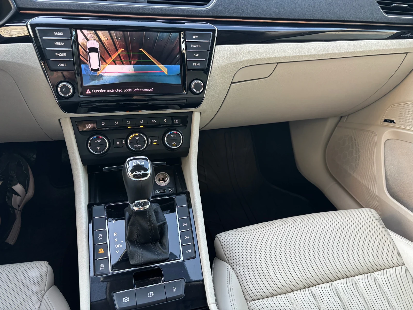 Skoda Superb 2.0TDI 4x4 DSG LAURIN&KLEMENT, снимка 10 - Автомобили и джипове - 54896704