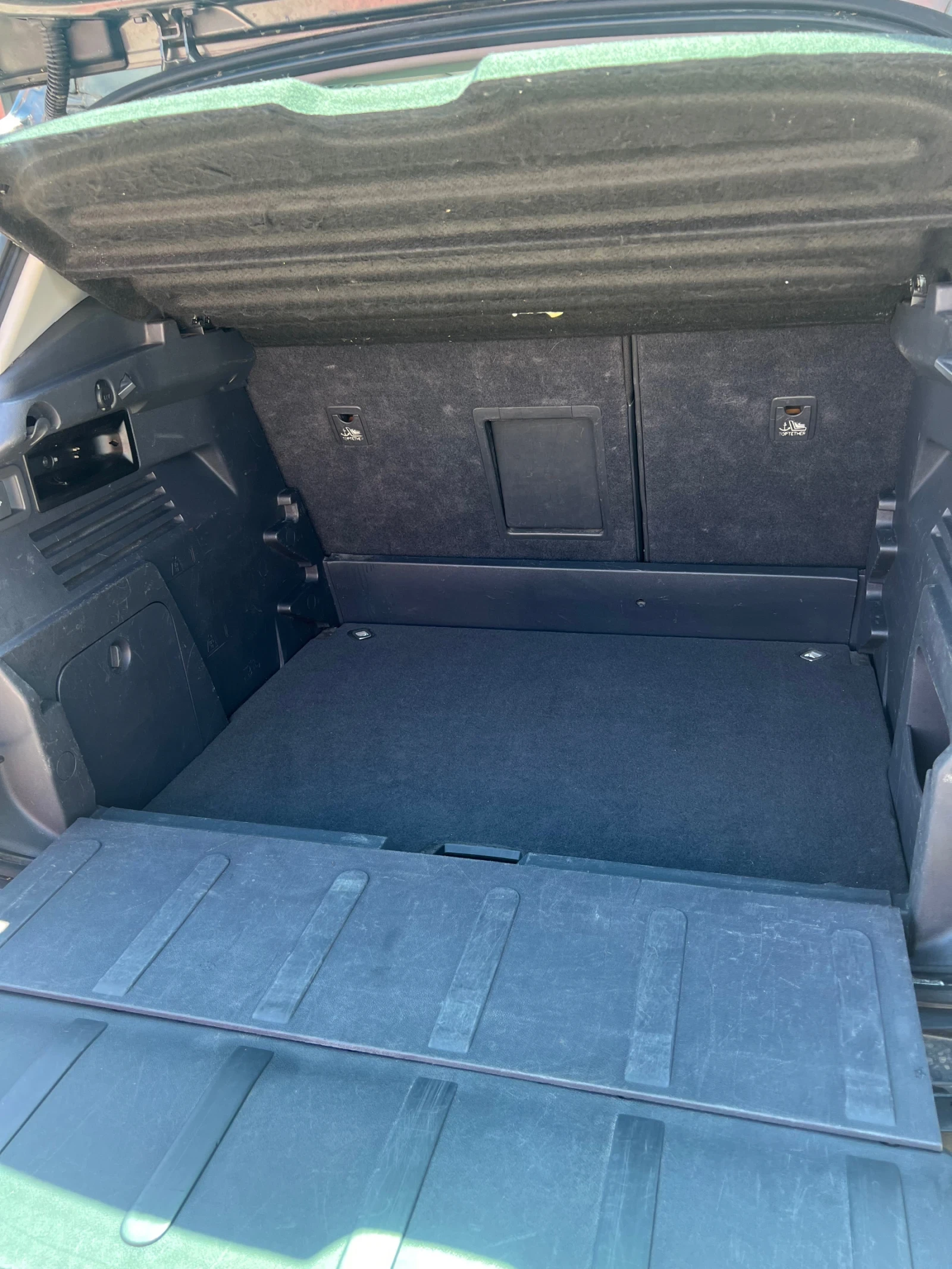 Peugeot 3008 1.6i turbo, снимка 10 - Автомобили и джипове - 54933437
