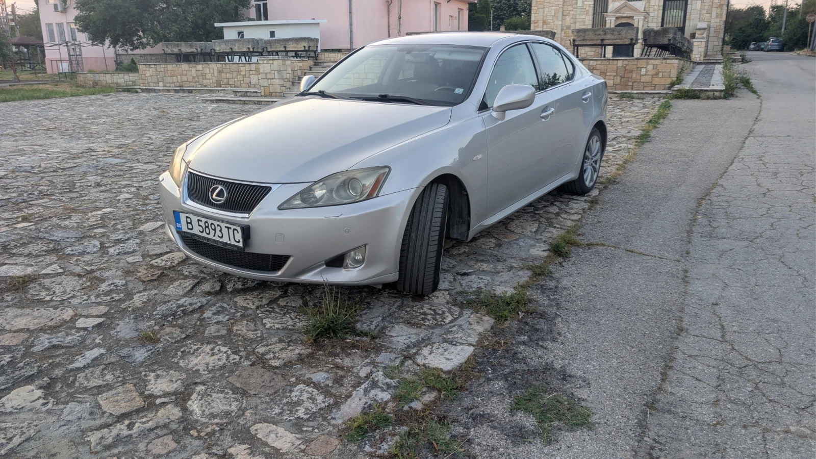 Lexus IS 220d