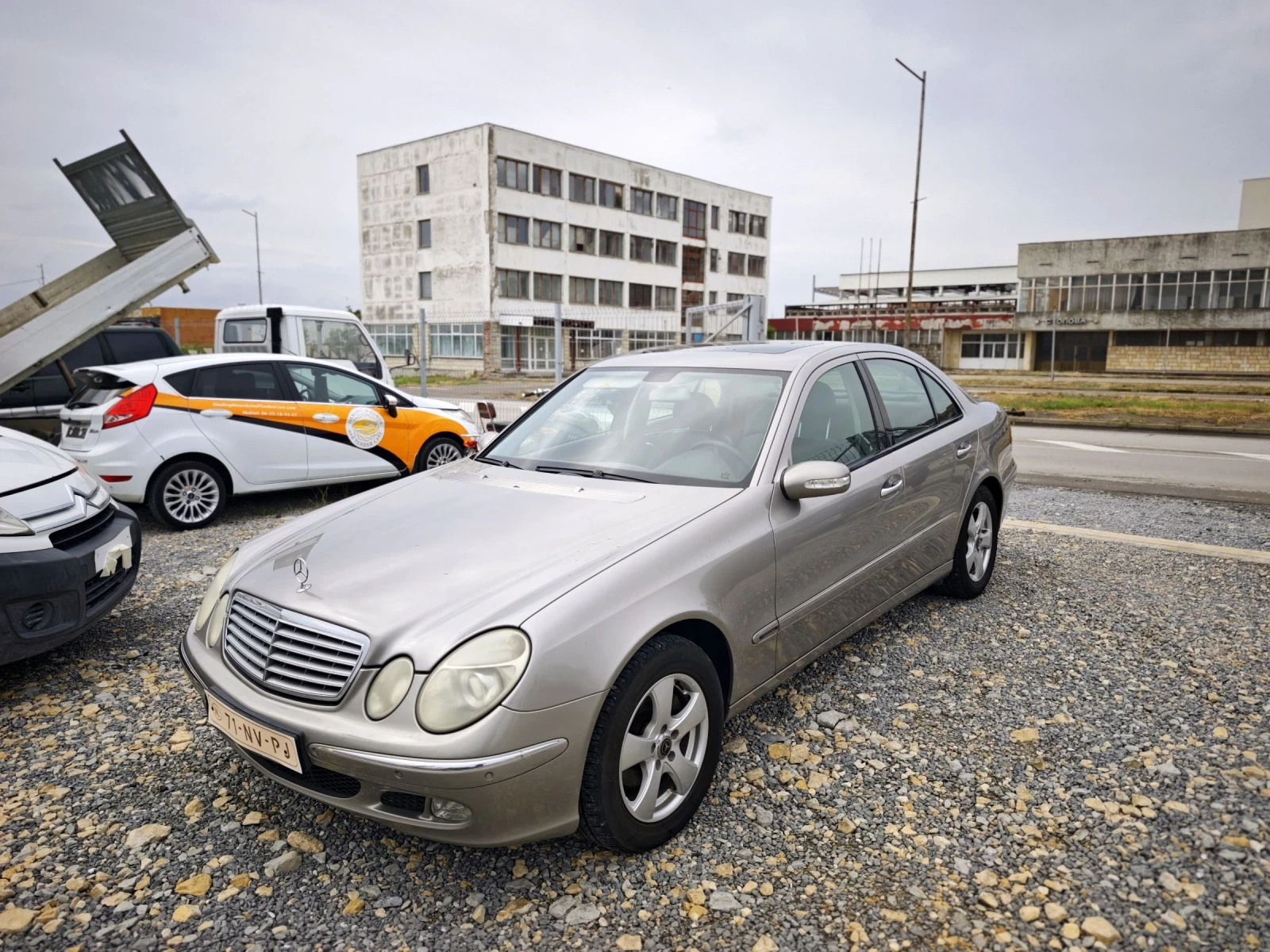 Mercedes-Benz E 270
