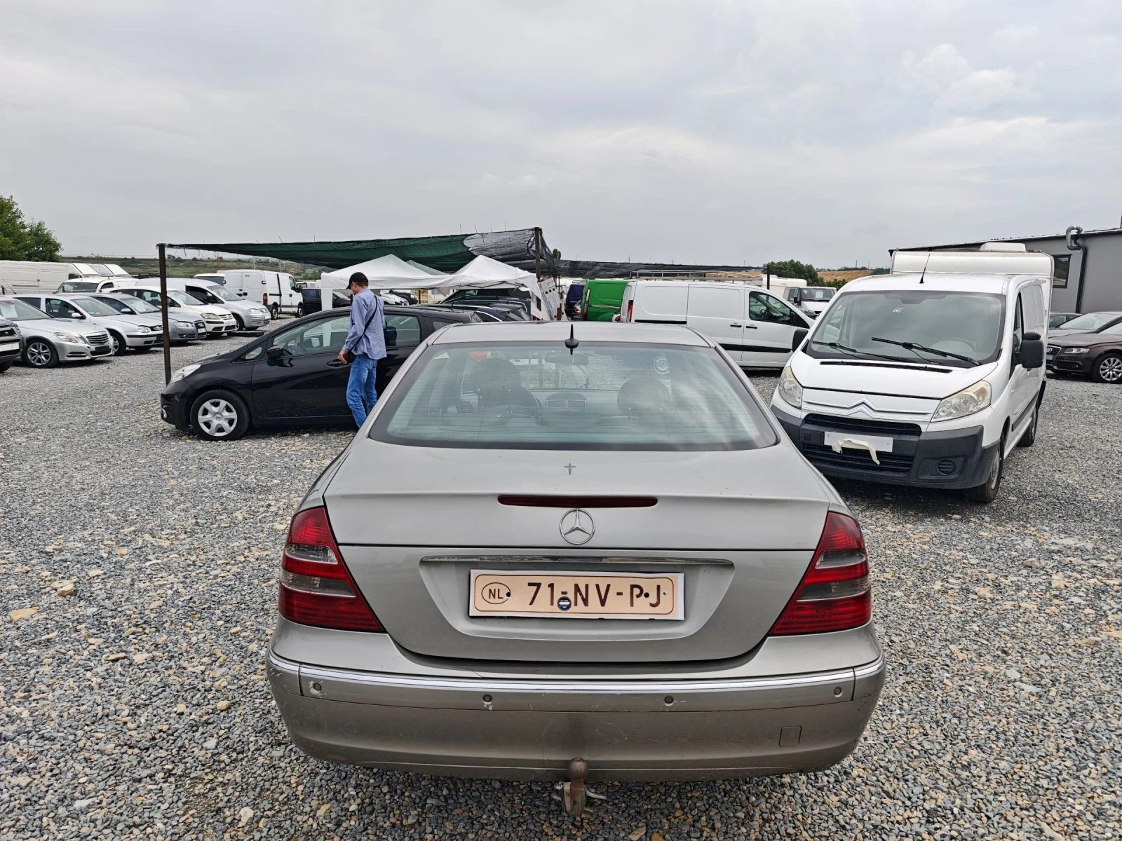 Mercedes-Benz E 270, снимка 6 - Автомобили и джипове - 55151833