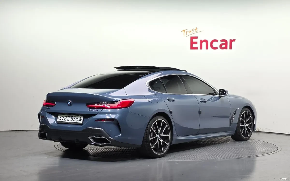 BMW 840 XDRIVE M PACK GRAN COUPE| B&W| LASER| HUD| DISTR| , снимка 3 - Автомобили и джипове - 55210776