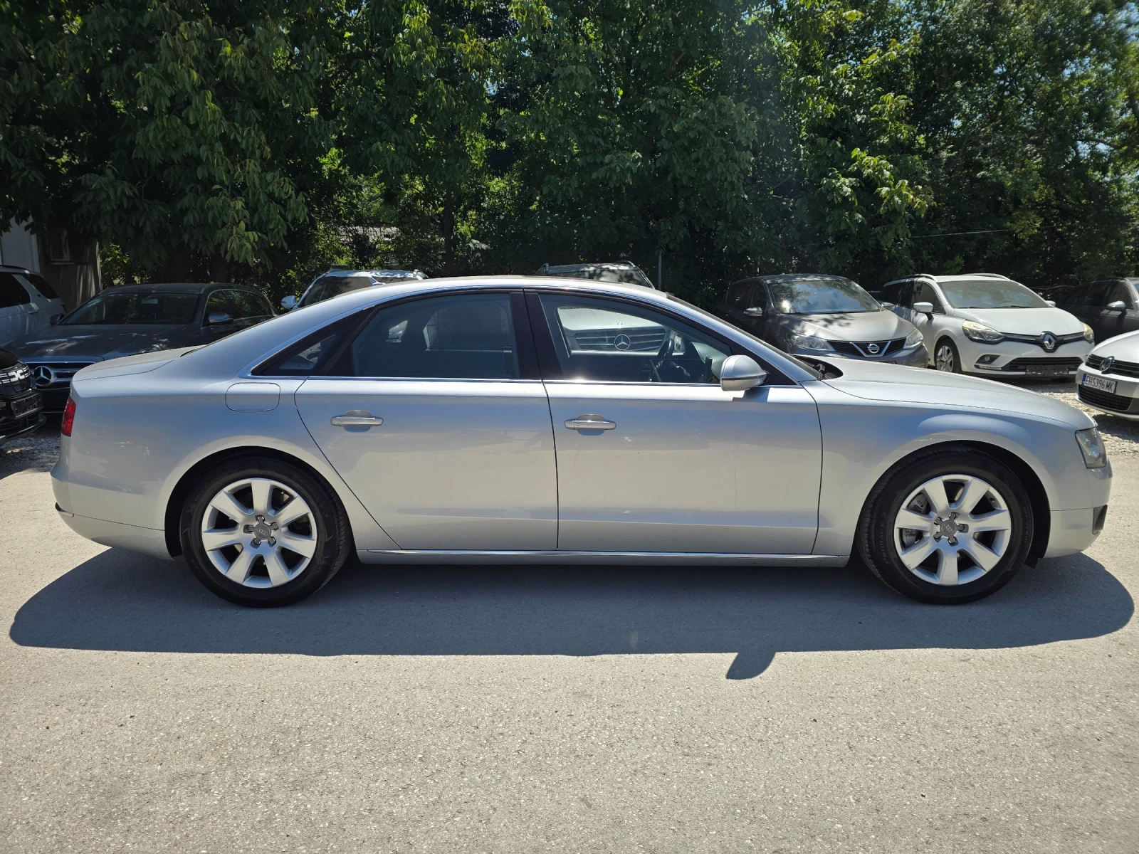 Audi A8 Long 4.2TDI QUATTRO FULL, снимка 8 - Автомобили и джипове - 55539680