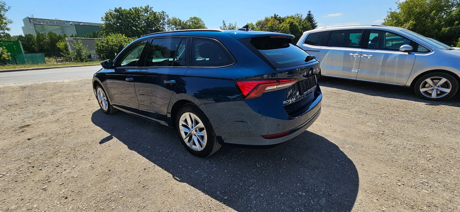 Skoda Octavia 2.0 TDI, снимка 7 - Автомобили и джипове - 55645630