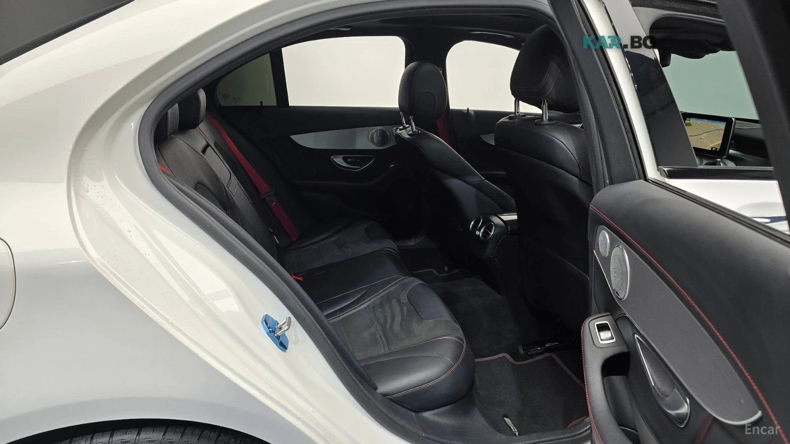 Mercedes-Benz C 43 AMG 4MATIC* HUD* НАВИ* ПАНО* АВТОКРЕДИТ, снимка 10 - Автомобили и джипове - 55709340