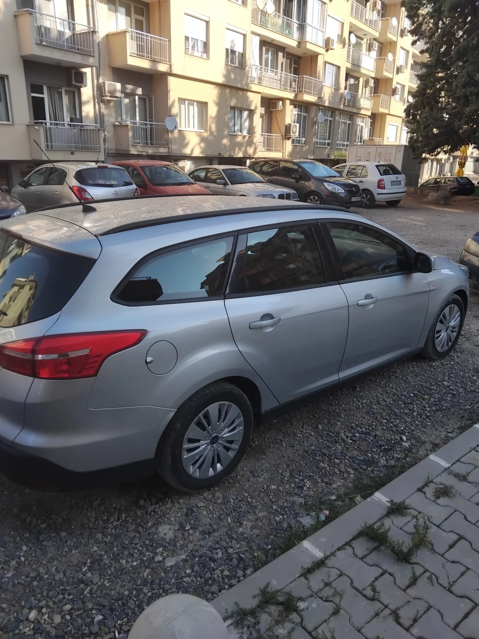Ford Focus 1.5 дизел, снимка 2 - Автомобили и джипове - 55957536