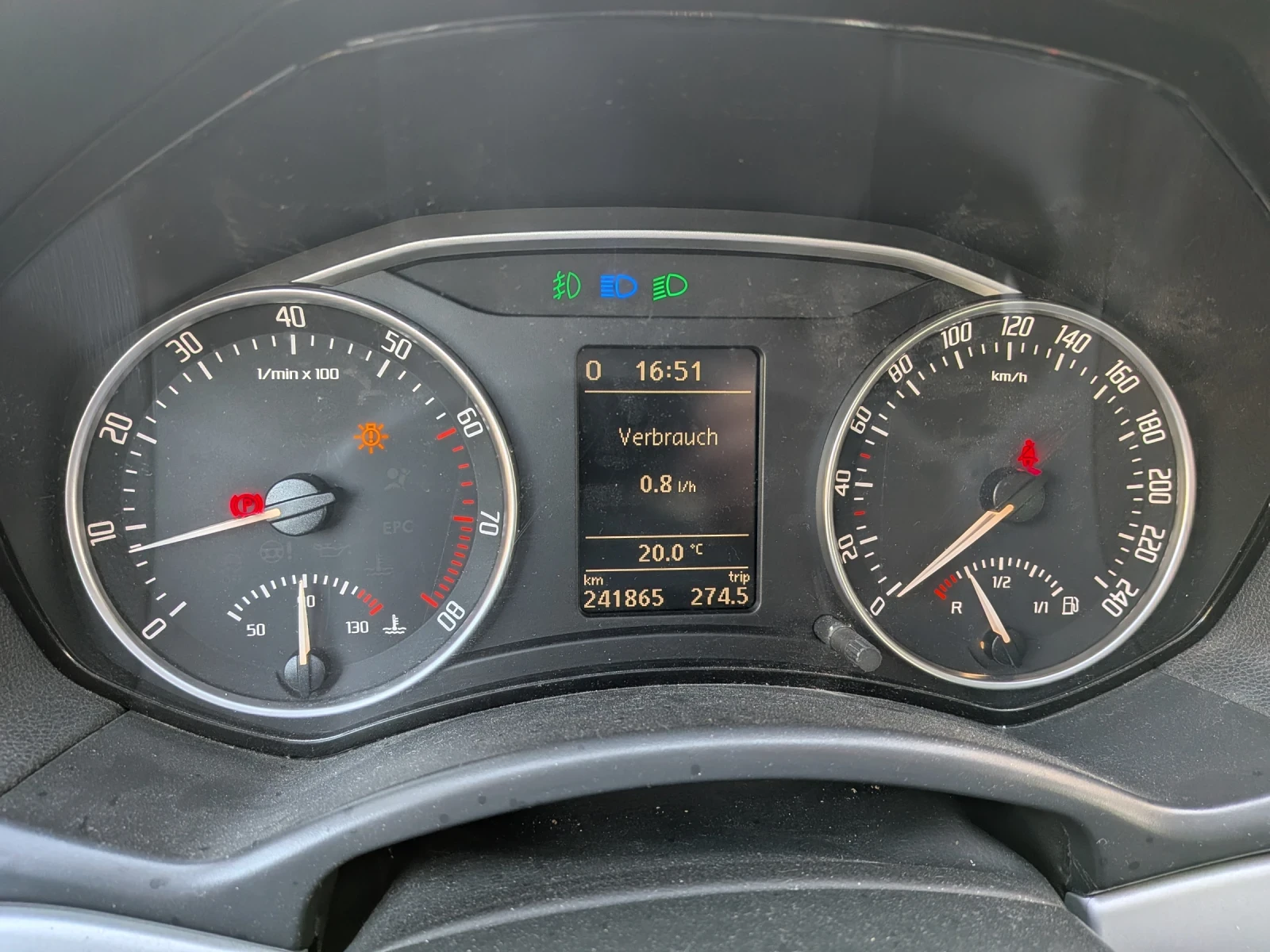 Skoda Octavia 1.8ТСИ 160к.с предно, снимка 13 - Автомобили и джипове - 56355612