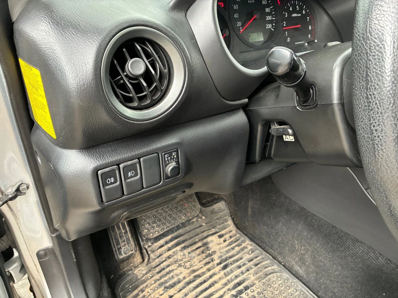 Subaru Impreza 1.5, снимка 12 - Автомобили и джипове - 56544361
