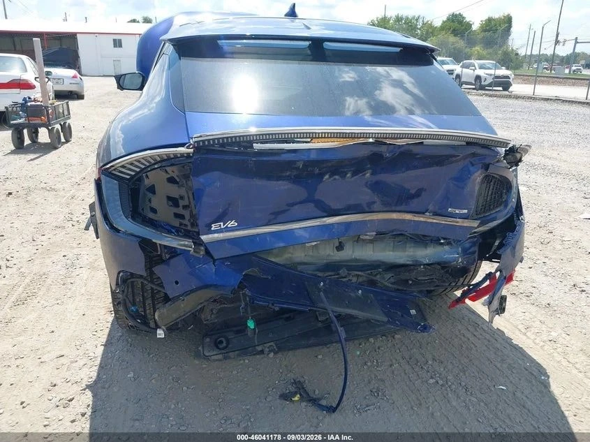 Kia EV6, снимка 8 - Автомобили и джипове - 56700338
