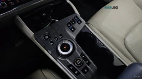 Kia Sportage 2.0D Noblesse 4x4* DISTRONIC* ПОДГРЕВ* ОБДУХВАНЕ* , снимка 12