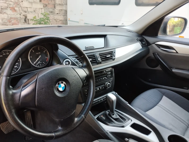 BMW X1 2.0d XDrive 177кс AUTOMATIC , снимка 10 - Автомобили и джипове - 50787755