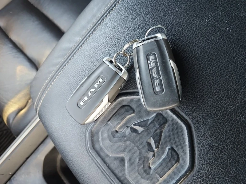 Dodge RAM 1500 * REBEL CREW CAB SHORT BED * CARFAX * БЕЗ ПЪРВОНАЧ, снимка 8 - Автомобили и джипове - 52700151