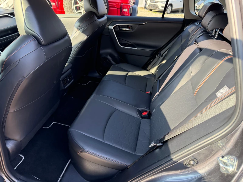 Toyota Rav4 2.5h ADVENTURE 222к.с JBL 4х4 с Гаранция. , снимка 11 - Автомобили и джипове - 52718755