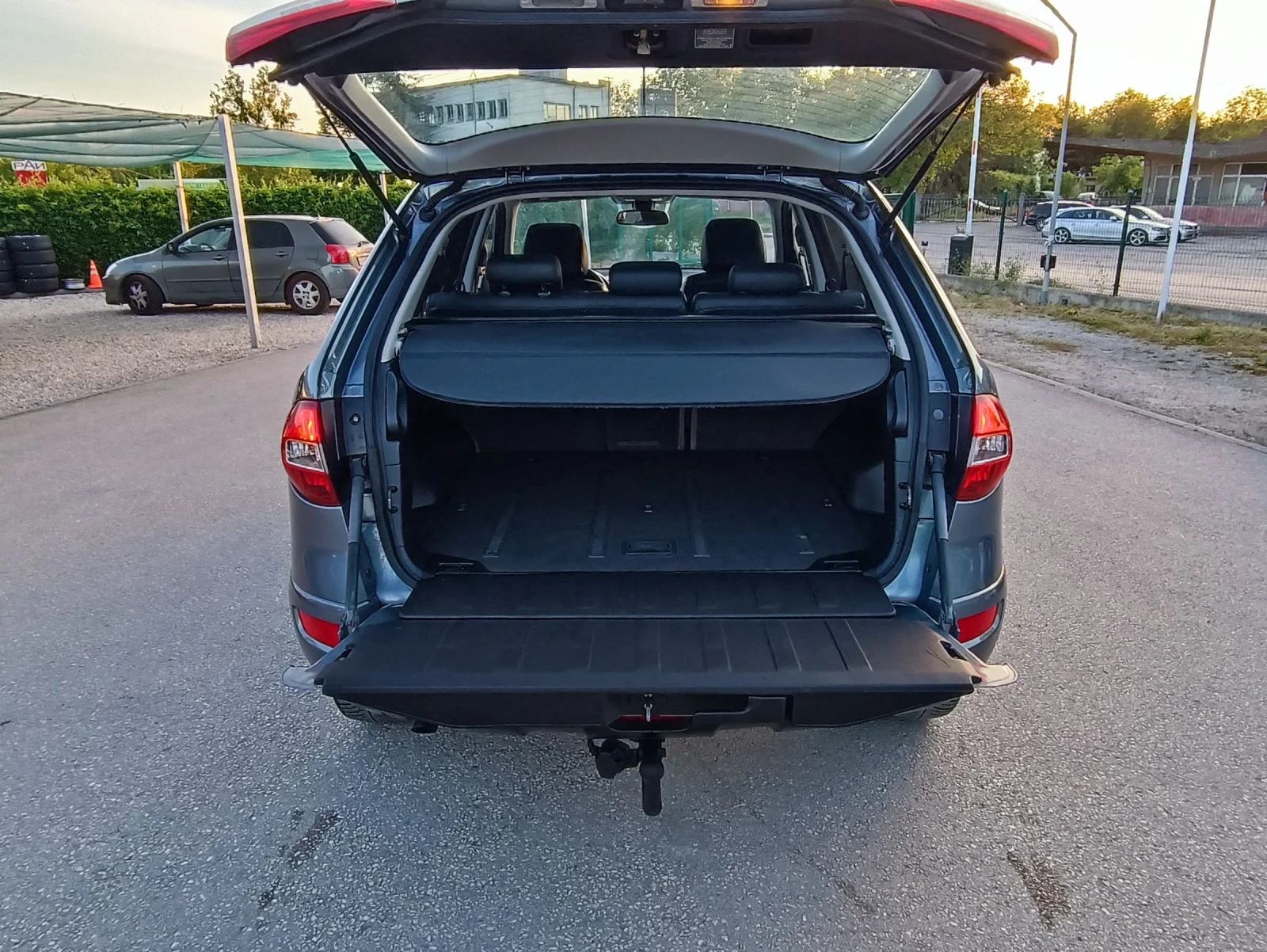 Renault Koleos 2.5i-171кс-ШВЕЙЦАРИЯ-РЪЧКА-6ск-4Х4 - изображение 5