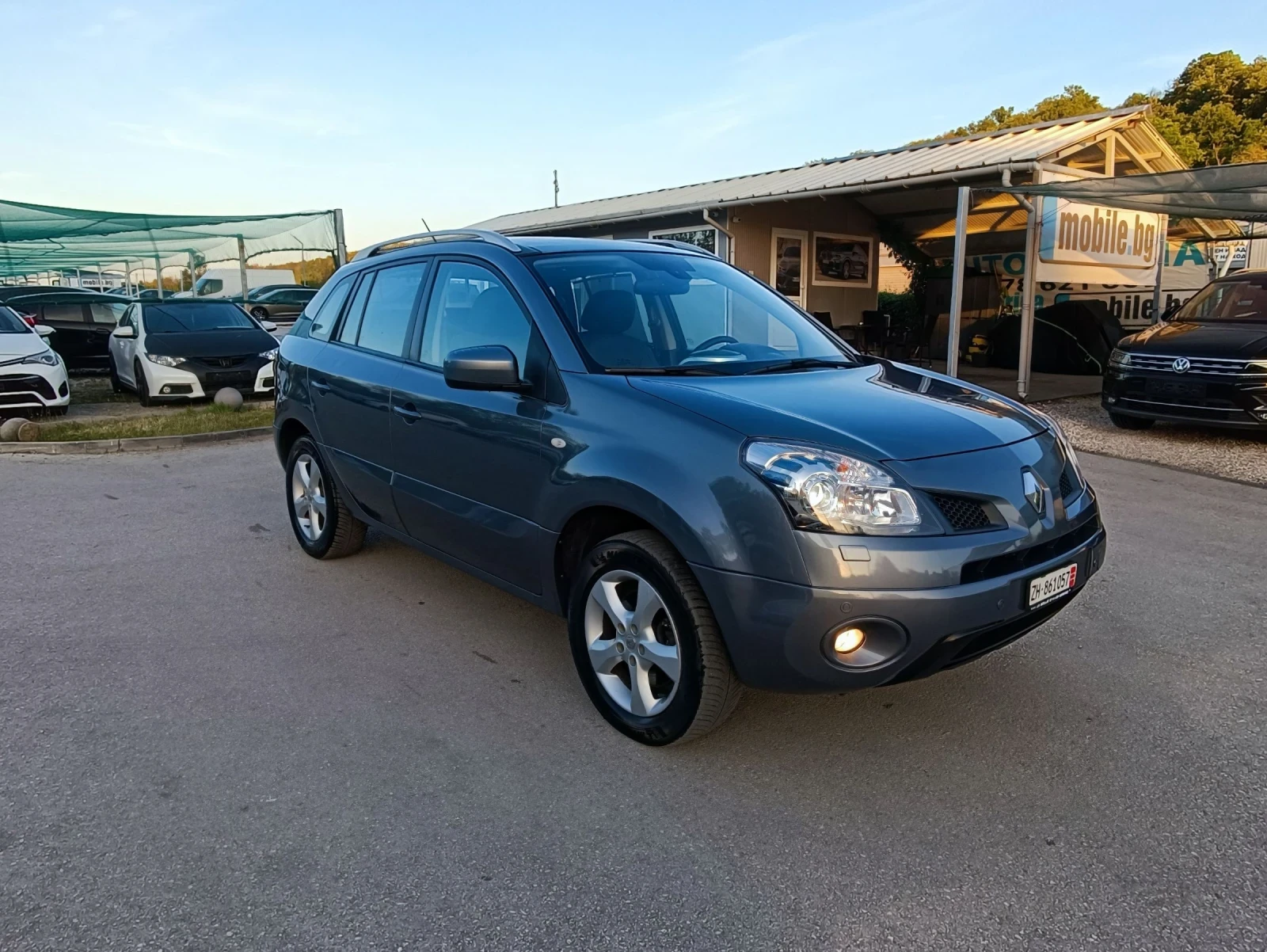 Renault Koleos 2.5i-171кс-ШВЕЙЦАРИЯ-РЪЧКА-6ск-4Х4 - изображение 2
