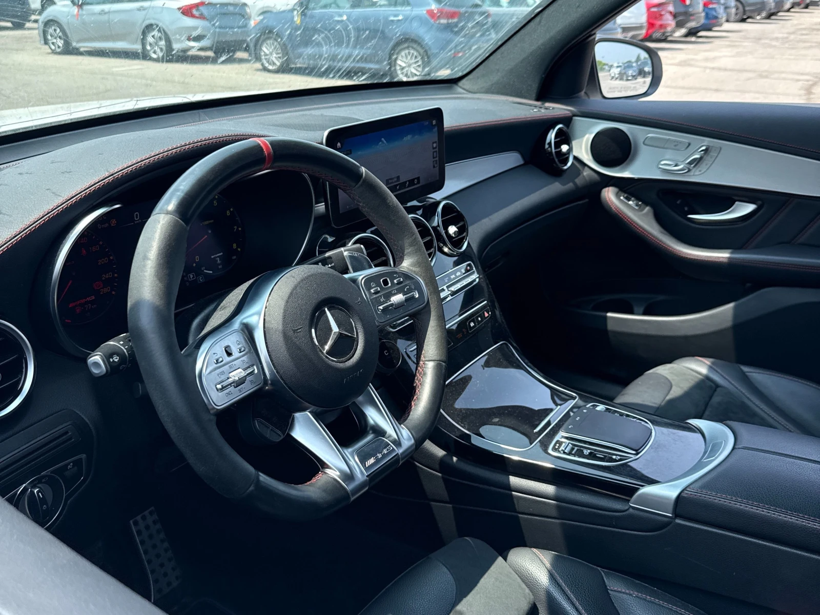 Mercedes-Benz GLC 43 AMG * ЦЕНА ДО БЪЛГАРИЯ * (CARFAX) - изображение 8