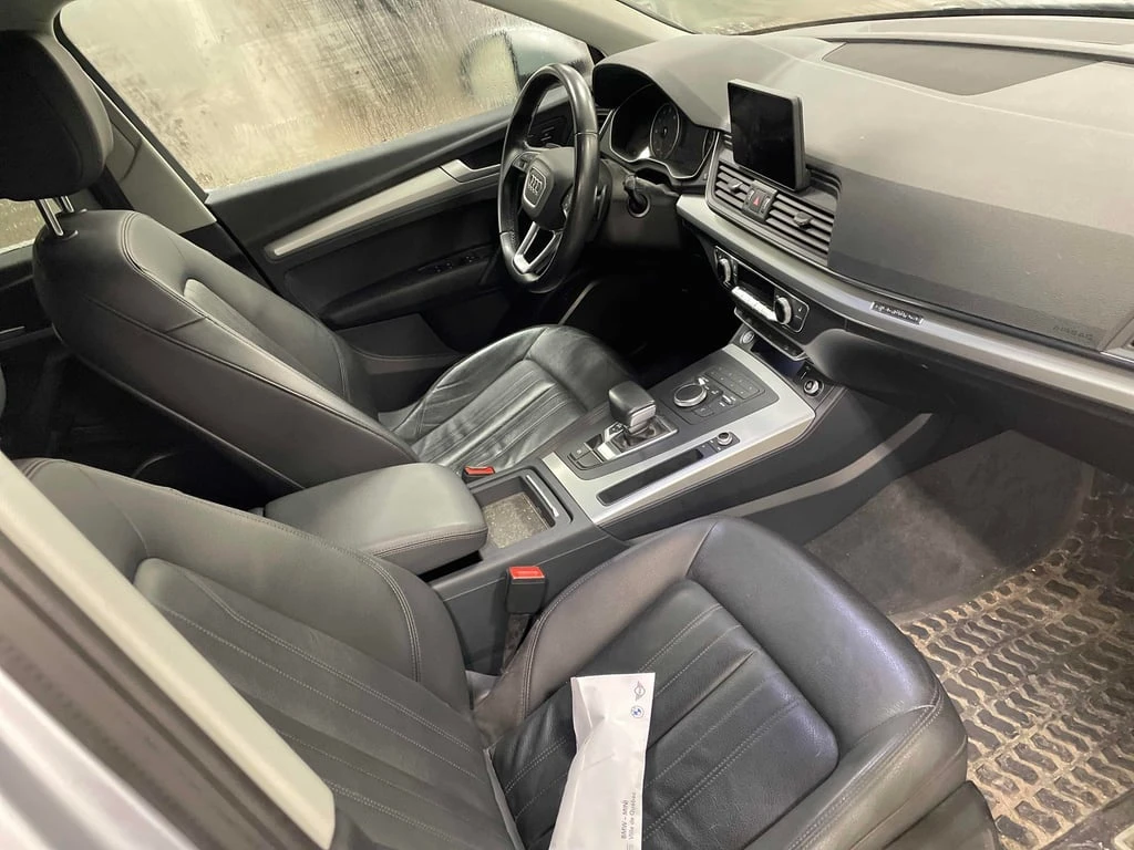 Audi Q5  Komfort * CARFAX * БЕЗ ПЪРВОНАЧАЛНА ВНОСКА - изображение 10