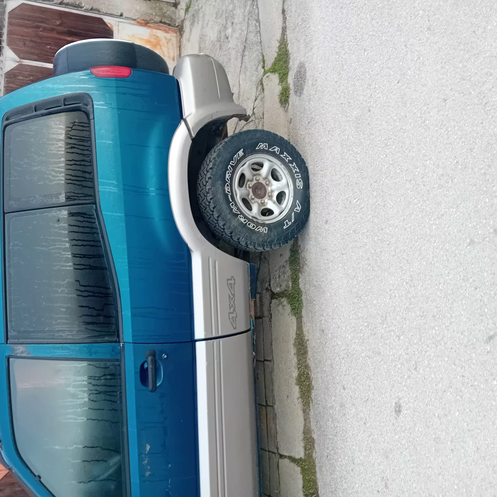 Nissan Terrano  - изображение 2