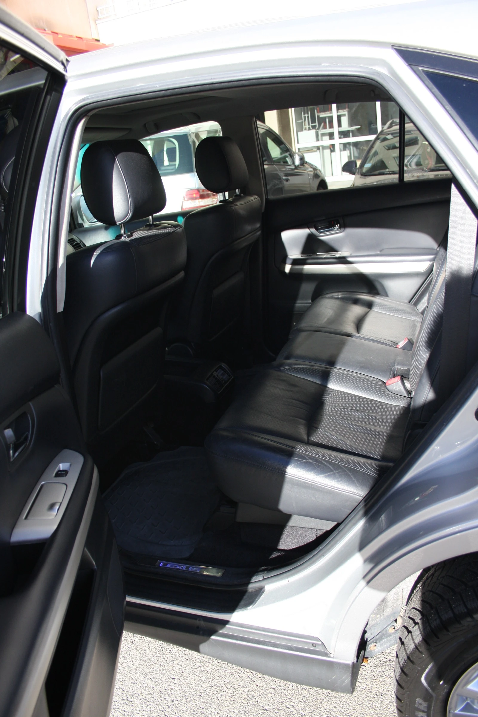 Lexus RX 400h  - изображение 7