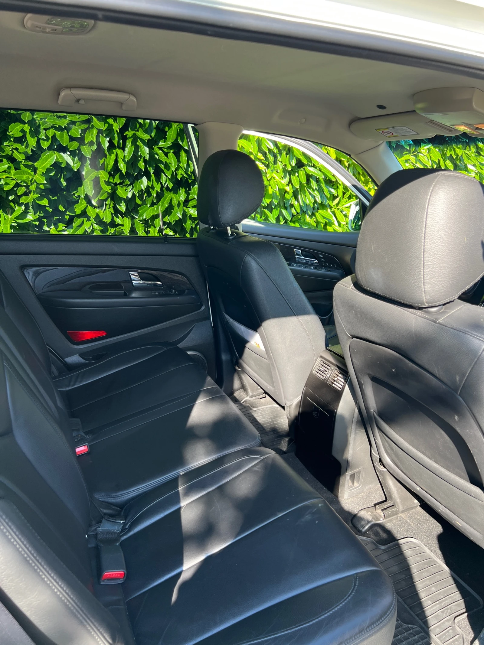 SsangYong Rexton 2.0 Xdi 4x4 7 места, снимка 8 - Автомобили и джипове - 54866003