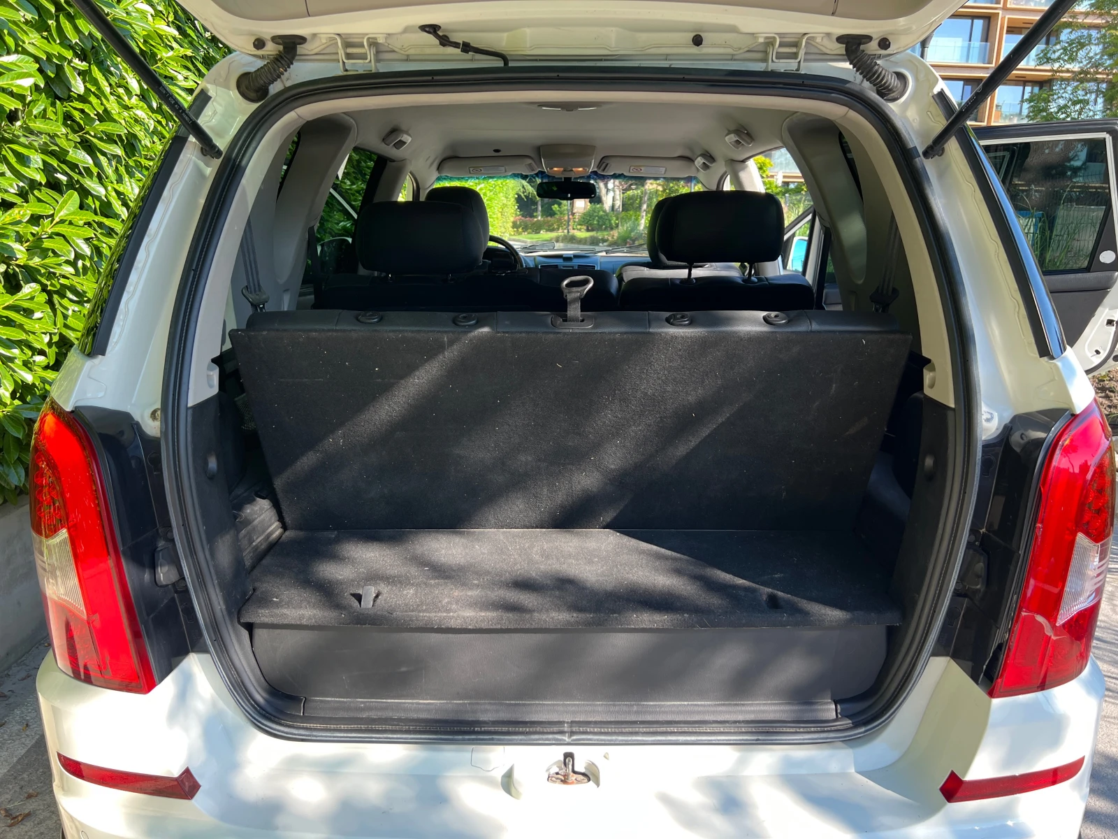 SsangYong Rexton 2.0 Xdi 4x4 7 места, снимка 10 - Автомобили и джипове - 54866003