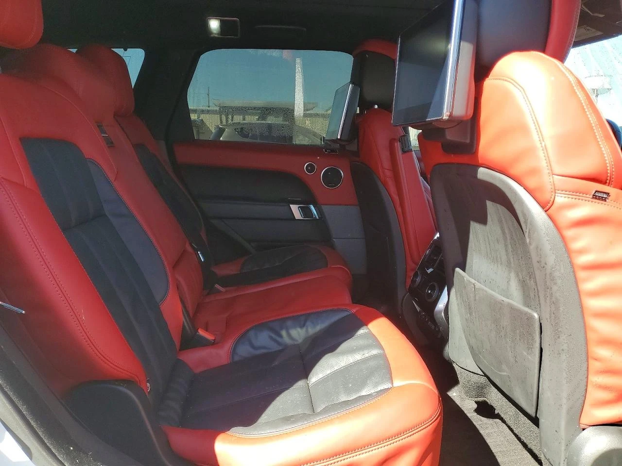 Land Rover Range rover 5.0l Sport P525 Autobiography, снимка 11 - Автомобили и джипове - 54920336