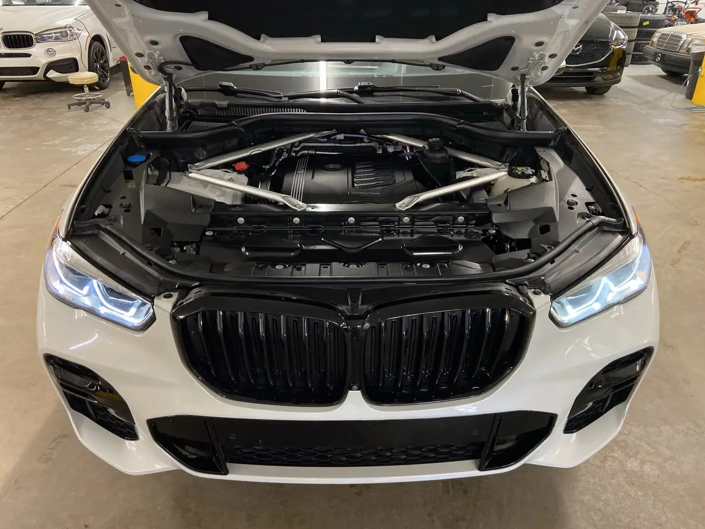 BMW X5 xDRIVE40I/M-PKG/PANOROOF/360CAMERA, снимка 17 - Автомобили и джипове - 55414460