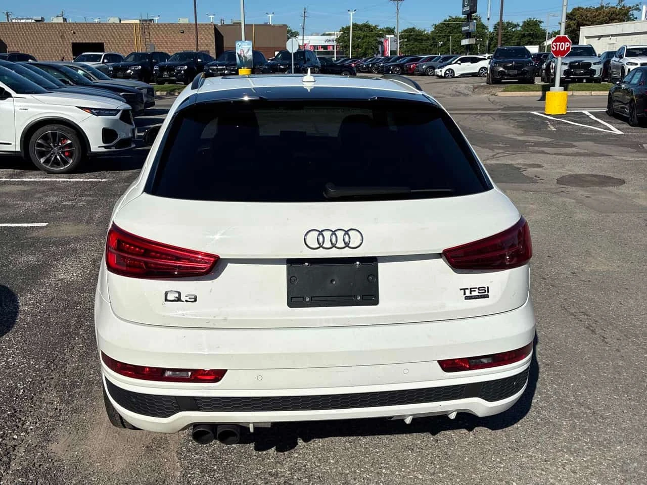 Audi Q3 * Technik * АВТОКРЕДИТ * ОТ ПРЕДСТАВИТЕЛСТВО, снимка 5 - Автомобили и джипове - 55478357