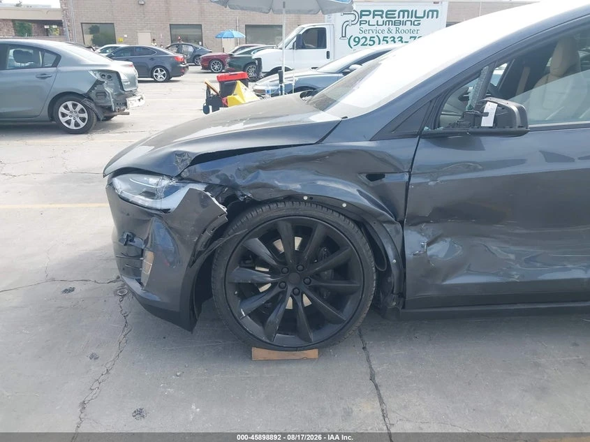 Tesla Model X 75D AWD, снимка 6 - Автомобили и джипове - 55893480