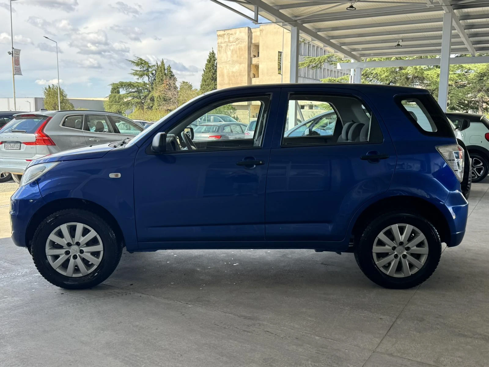 Daihatsu Terios 1.5* 105ps* 4x4* GAS* КЛИМАТИК, снимка 2 - Автомобили и джипове - 56252688