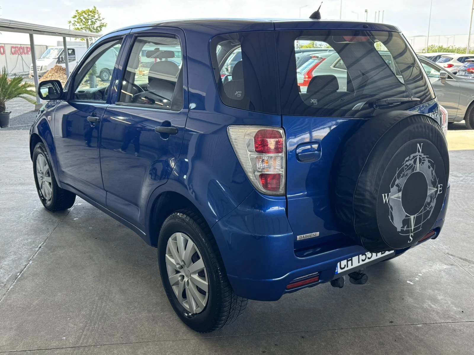 Daihatsu Terios 1.5* 105ps* 4x4* GAS* КЛИМАТИК, снимка 3 - Автомобили и джипове - 56252688