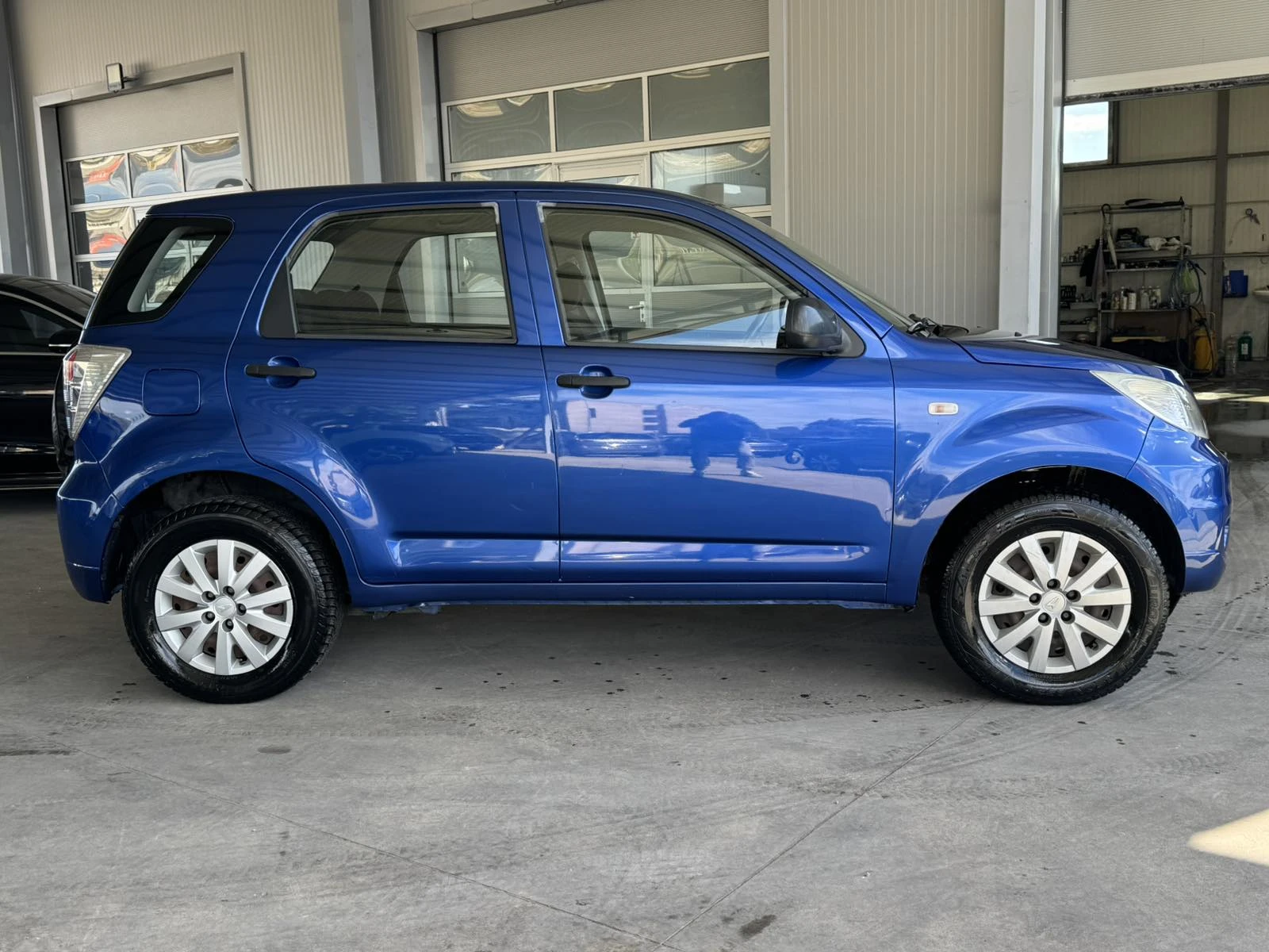 Daihatsu Terios 1.5* 105ps* 4x4* GAS* КЛИМАТИК, снимка 6 - Автомобили и джипове - 56252688