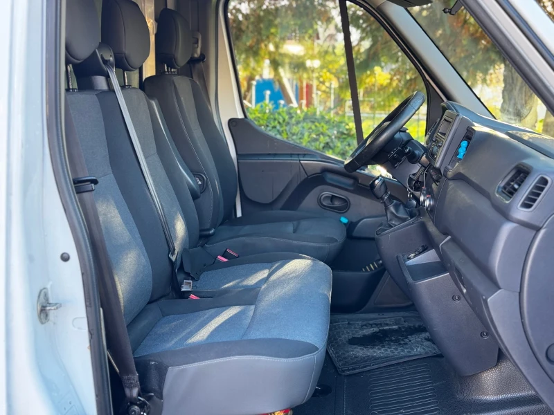 Renault Master 2.3DCI* EURO6* Темпомат* Клима, снимка 12 - Бусове и автобуси - 52426378