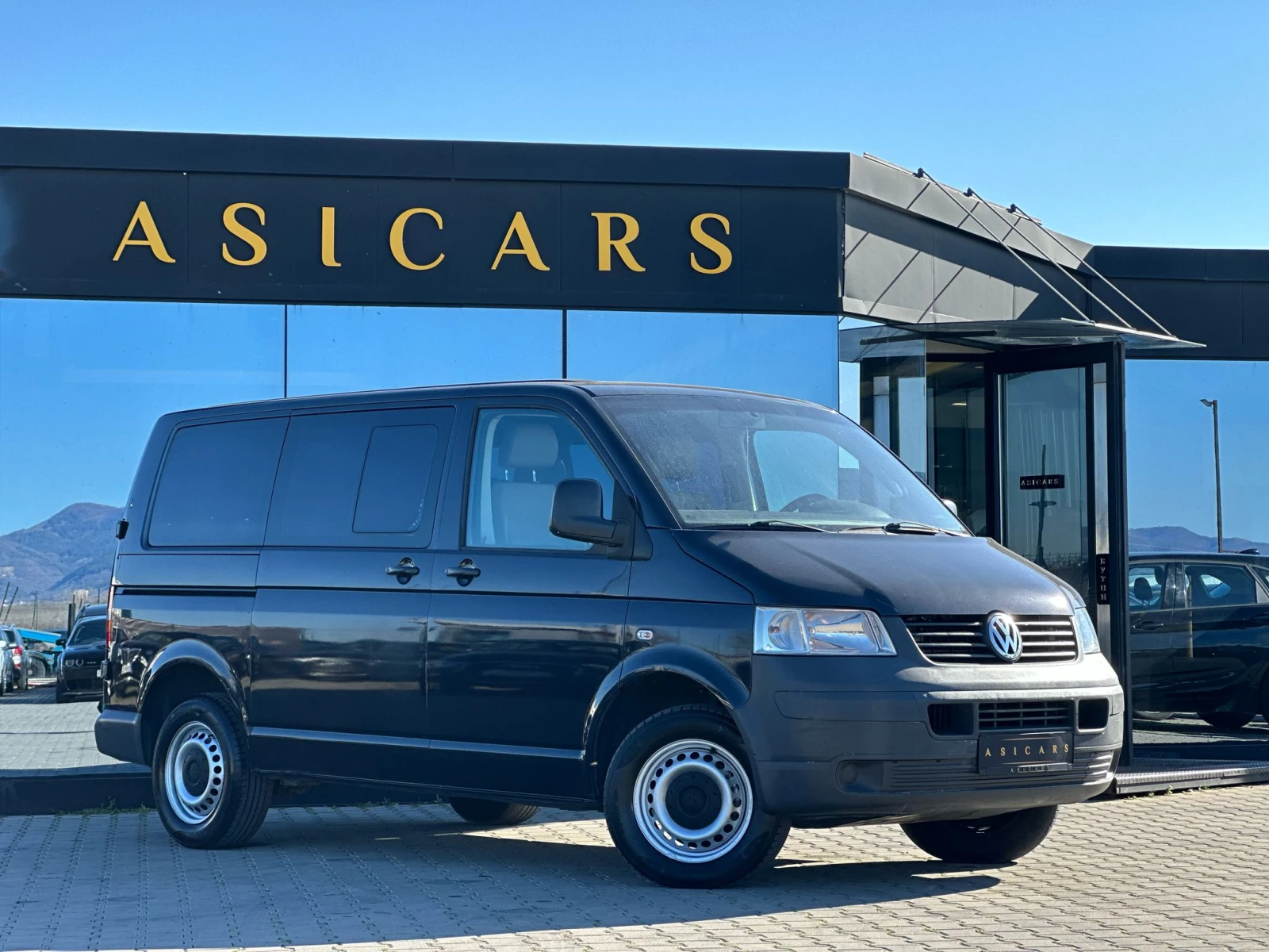 VW Transporter /2.5 TDI / 174 HP / AUTOMAT / 4+ 1 / - изображение 7