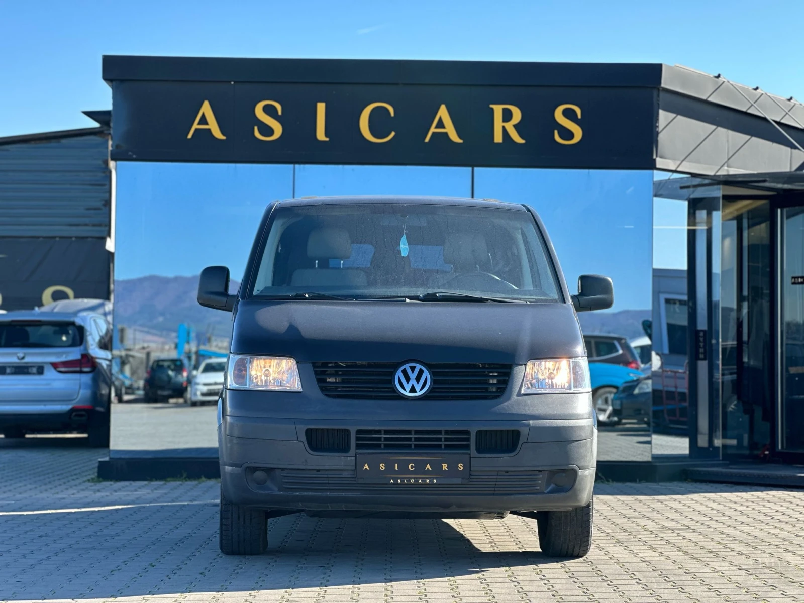 VW Transporter /2.5 TDI / 174 HP / AUTOMAT / 4+ 1 / - изображение 8