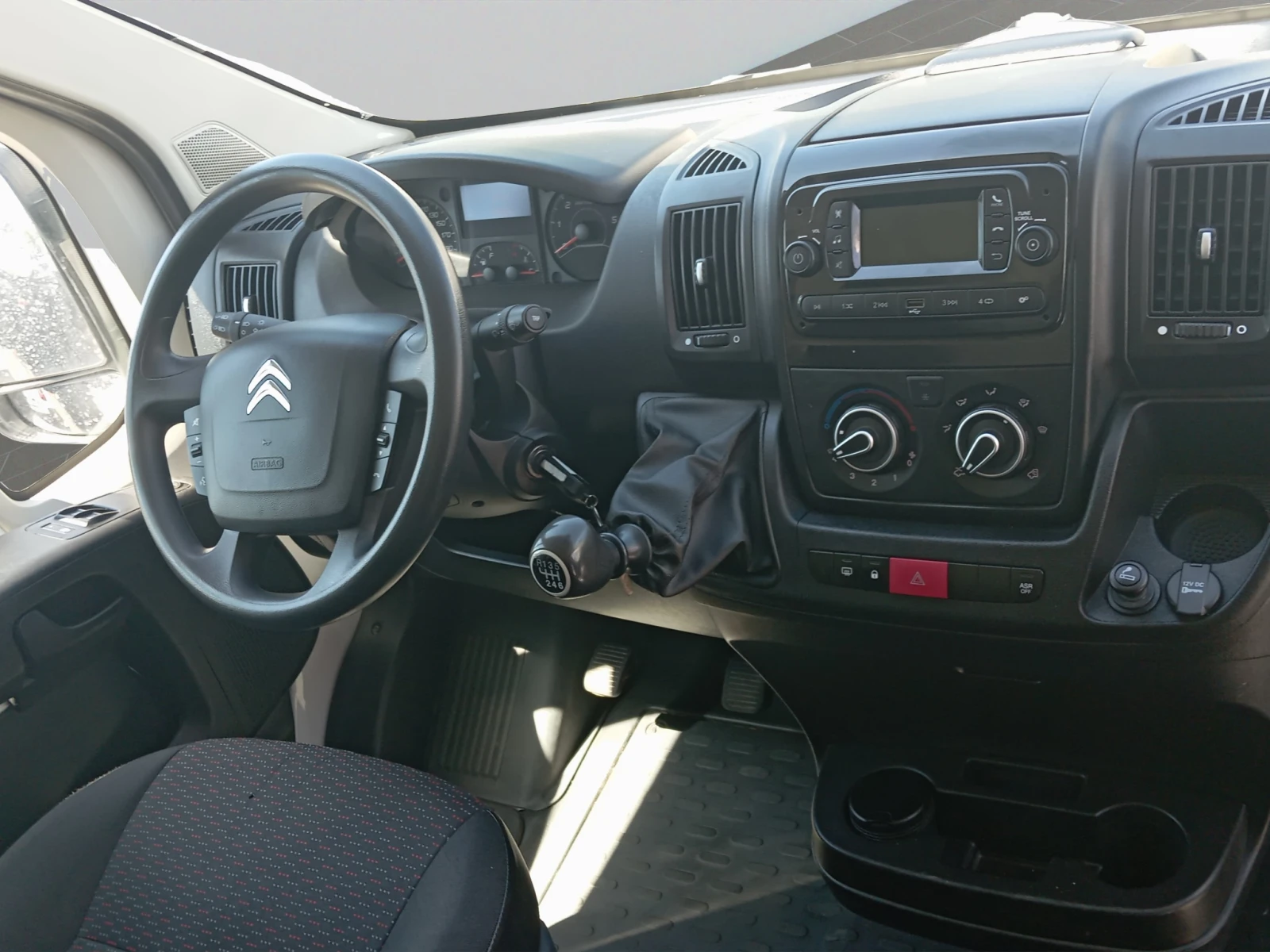 Citroen Jumper FT 35 L3H2 2.2 BlueHDI 140 BVM6 S&S E6.4 | Mobile.bg � ����������� 9