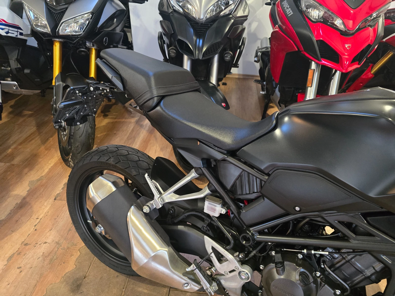 Honda Cb 300r A2, снимка 9 - Мотоциклети и мототехника - 55545651