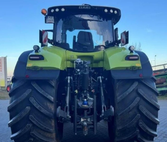Трактор Claas AXION 930 - изображение 4