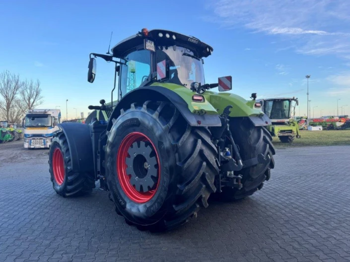 Трактор Claas AXION 930 - изображение 3