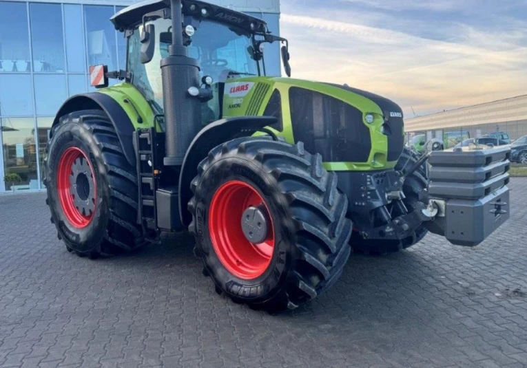 Трактор Claas AXION 930 - изображение 7