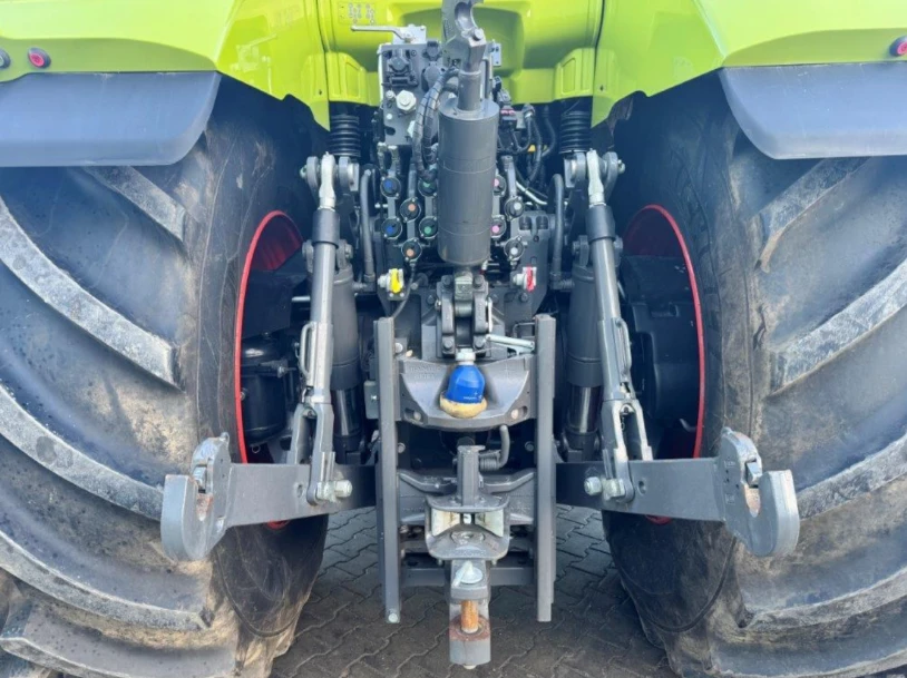 Трактор Claas AXION 930 - изображение 10